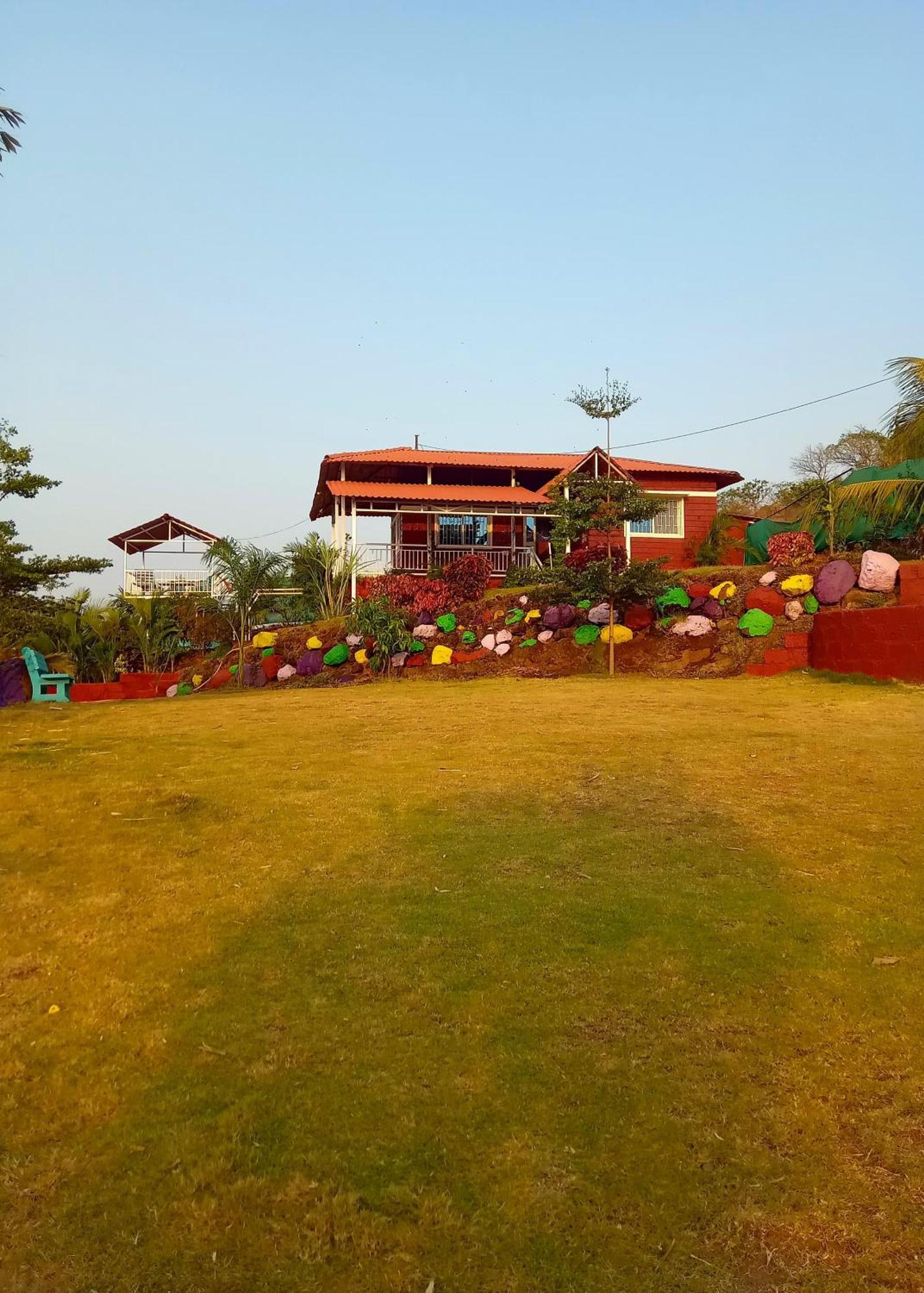 Veera Farmhouse,Villa Kolhapur Exteriör bild