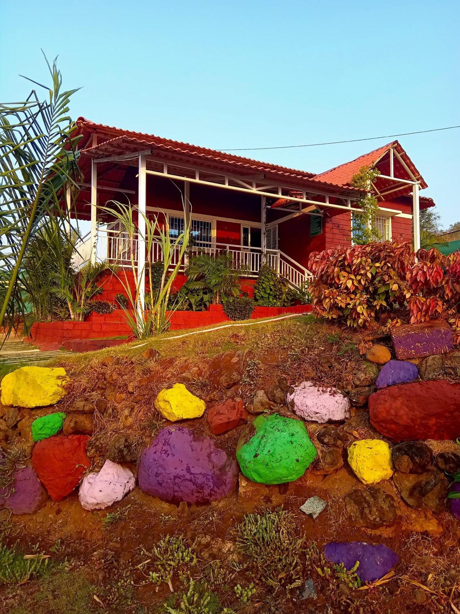 Veera Farmhouse,Villa Kolhapur Exteriör bild